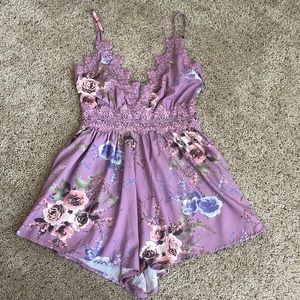 WHOIAM Floral Violet romper size 8/S